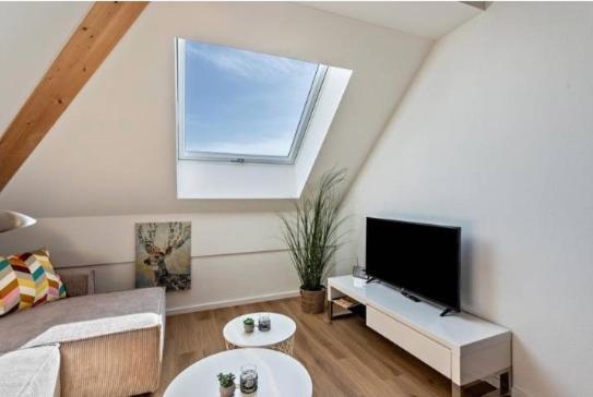 Terralpin Apartments - Charmante Dg Wohnung Mit Balkon Bruckmuhl Bagian luar foto
